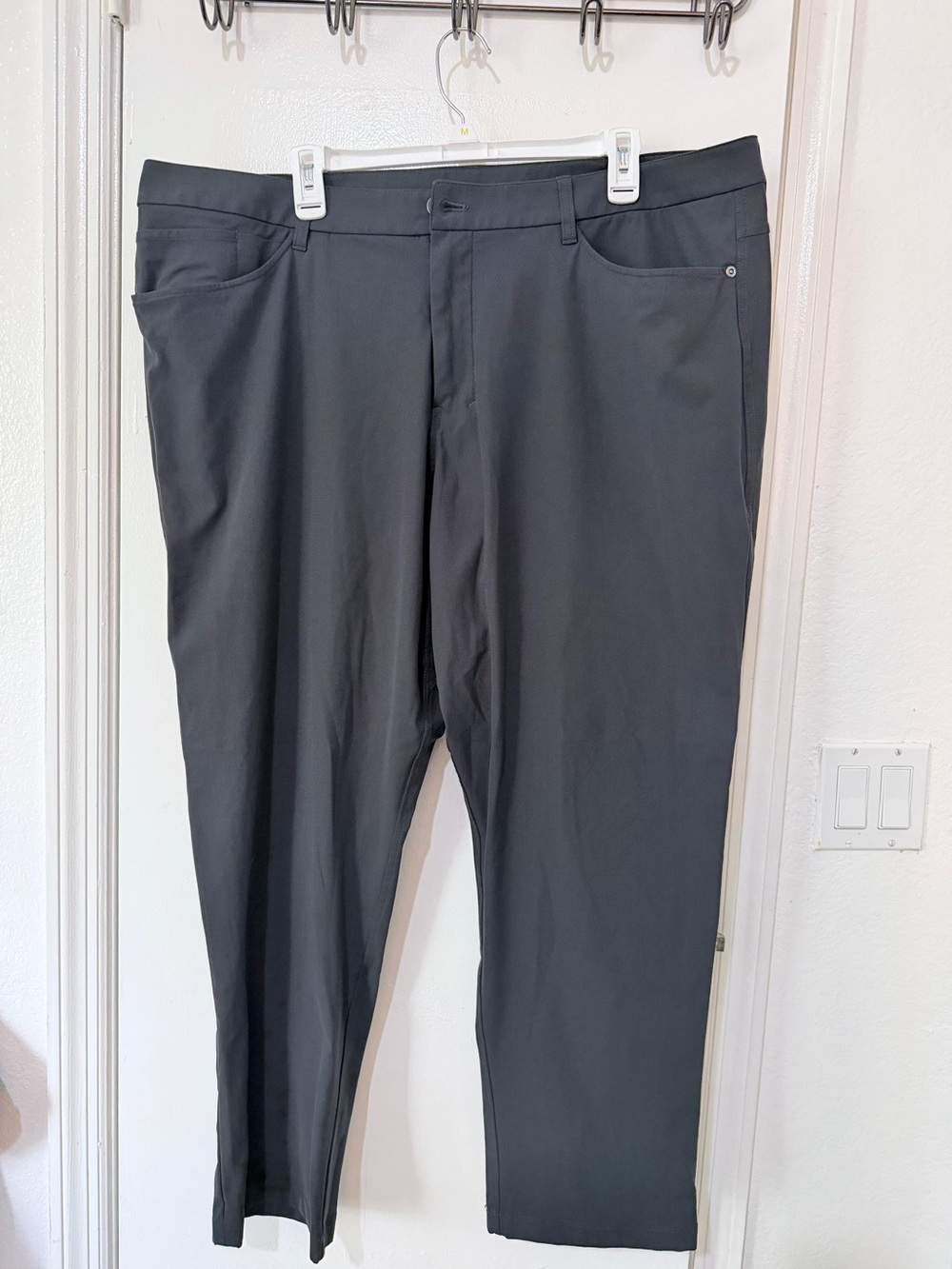 lululemon Men's Dress Pants in Black